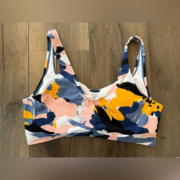 Beach Betty Abstract Crop Bathing Suit Top Size 1X - Picture 2 of 8